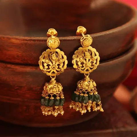 Gold earrings at Bafna Jewellers