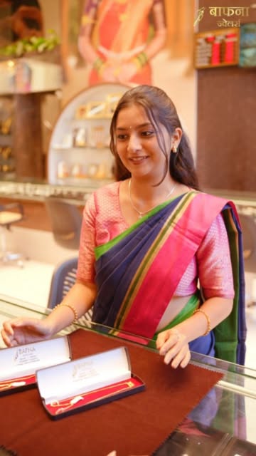 anniversary jewellery and memorable gifts at Bafna Jewellers